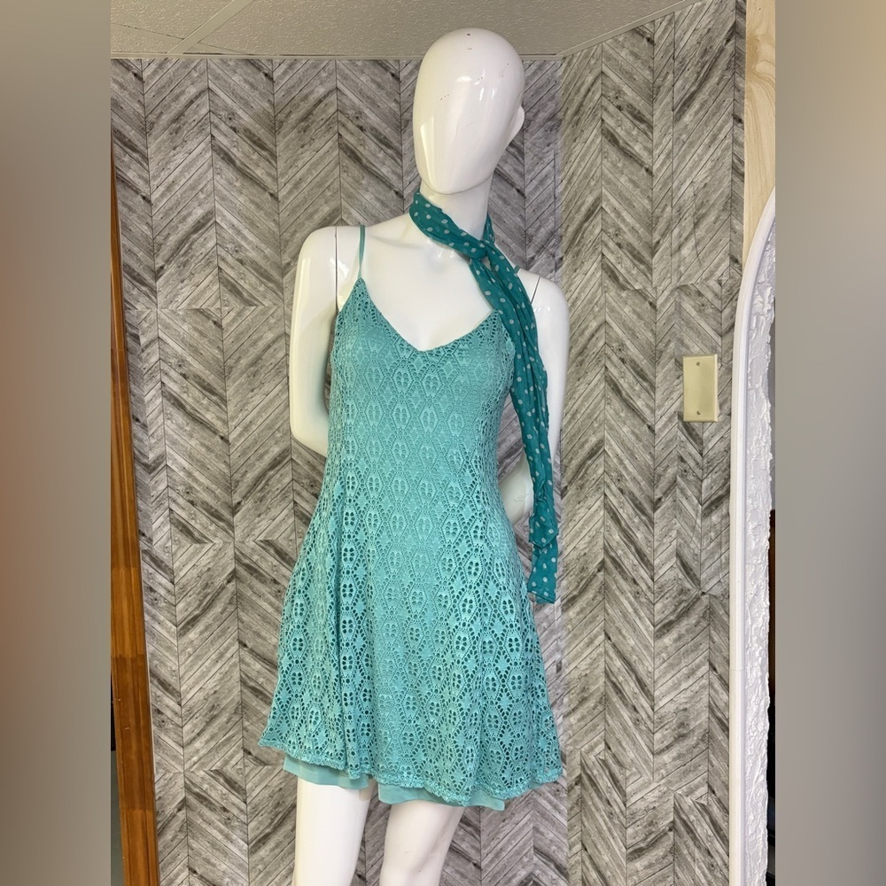 Design lab, Lord and Taylor Spaghetti strap lace dress, size large